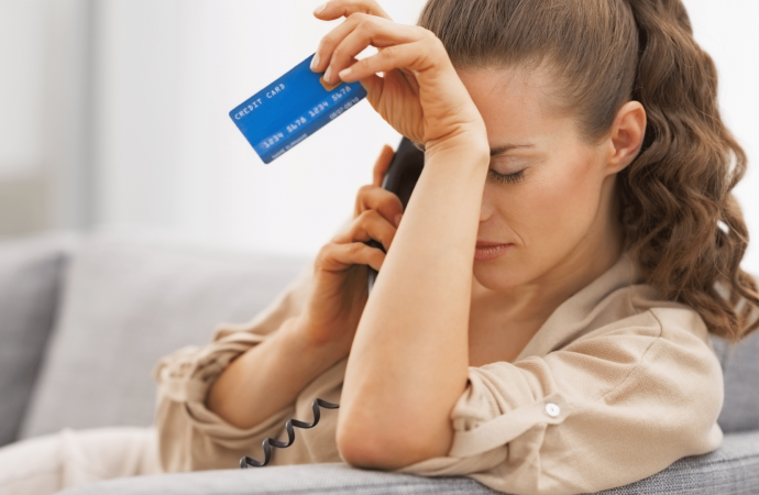 Problemas más frecuentes con el uso de tarjetas de compra y qué hacer en cada caso