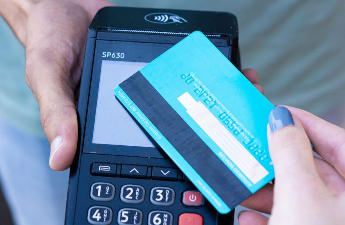 El “carding”, el fraude silencioso que vacía cuentas sin que el usuario lo note