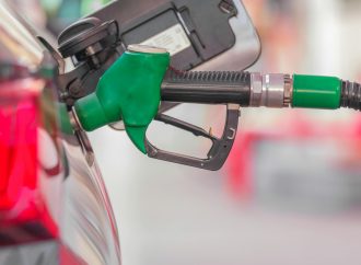 La distribución aseguradora en gasolineras: legal, sí… ¿ética y profesional?