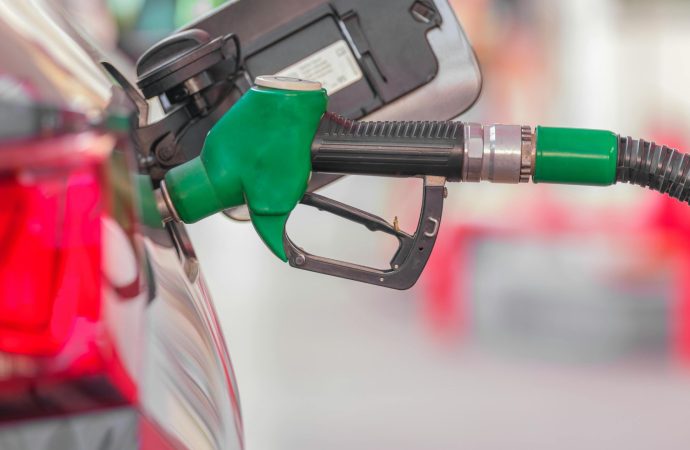 La distribución aseguradora en gasolineras: legal, sí… ¿ética y profesional?