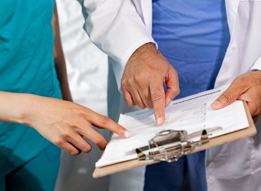 Tus datos de salud: tus derechos y cómo defenderlos frente a aseguradoras y centros médicos